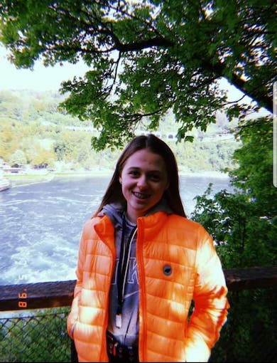 Oliwia Ossowska z klasy 8a