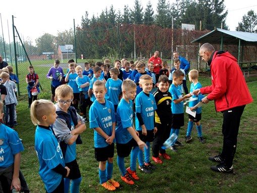 Z Podwórka na stadion o Puchar Tymbarku